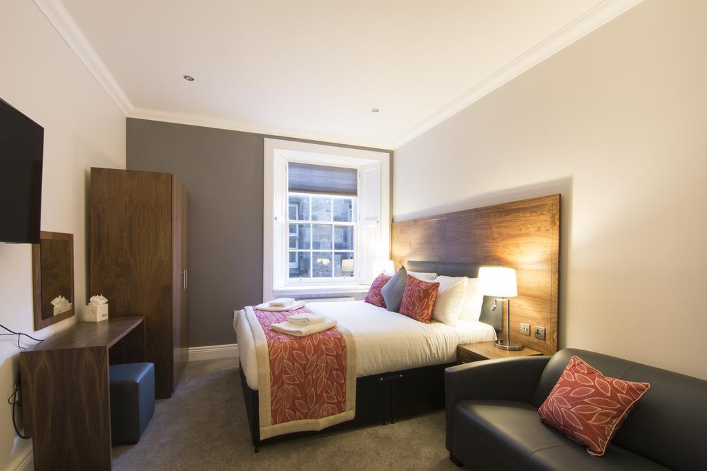 Court Residence Aparthotel Linlithgow Exterior foto