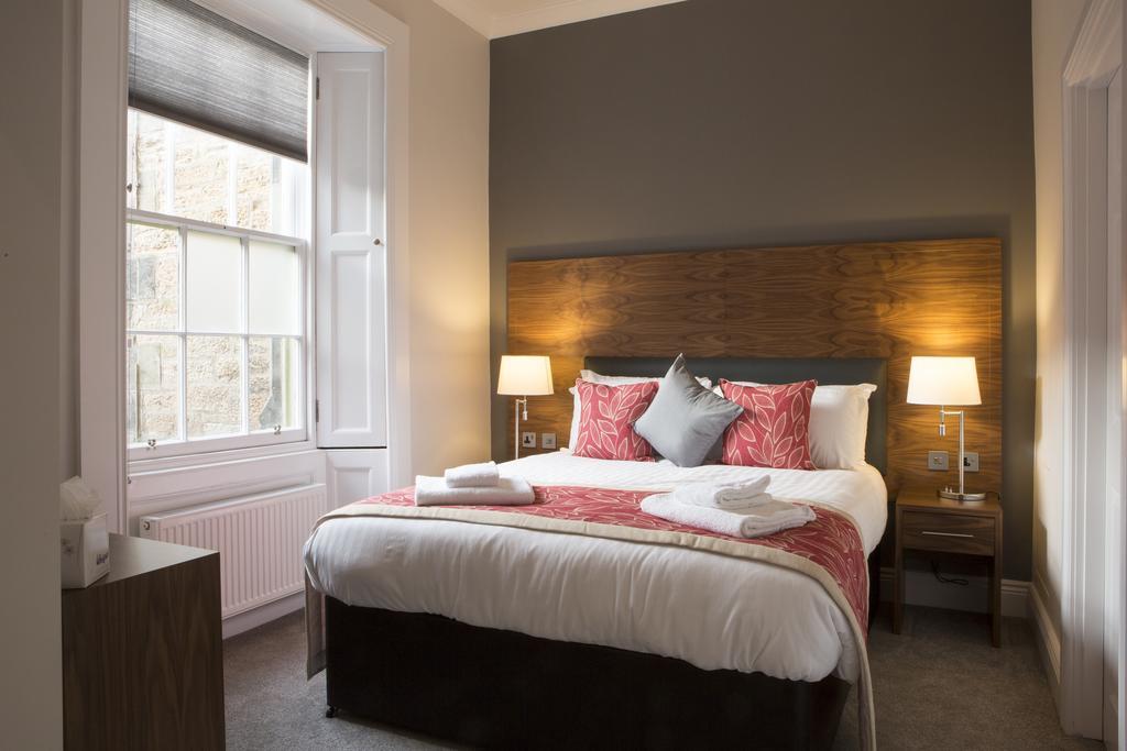 Court Residence Aparthotel Linlithgow Exterior foto