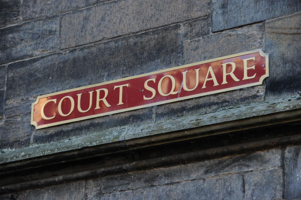 Court Residence Aparthotel Linlithgow Exterior foto